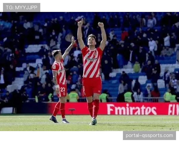 半场战报：霍芬海姆与云达不莱梅1-1战平，双方对攻激烈